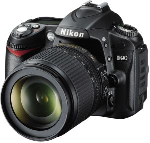 Nikon, Digitální zrcadlovka Nikon D90 + 18-105 AF-S DX VR
