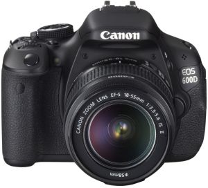 Canon, Digitální zrcadlovka Canon EOS 600D + 18-55 EF-S IS II