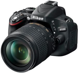 Nikon, Digitální zrcadlovka Nikon D5100 + 18-105 AF-S DX VR