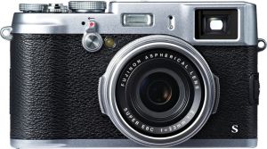 FujiFilm, Fotoaparát Fotoaparát FujiFilm FinePix X100s + pouzdro ZDARMA!